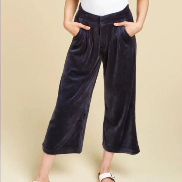 Juicy Couture Pants - JUICY COUTURE Velour Wide Leg Cropped Pant